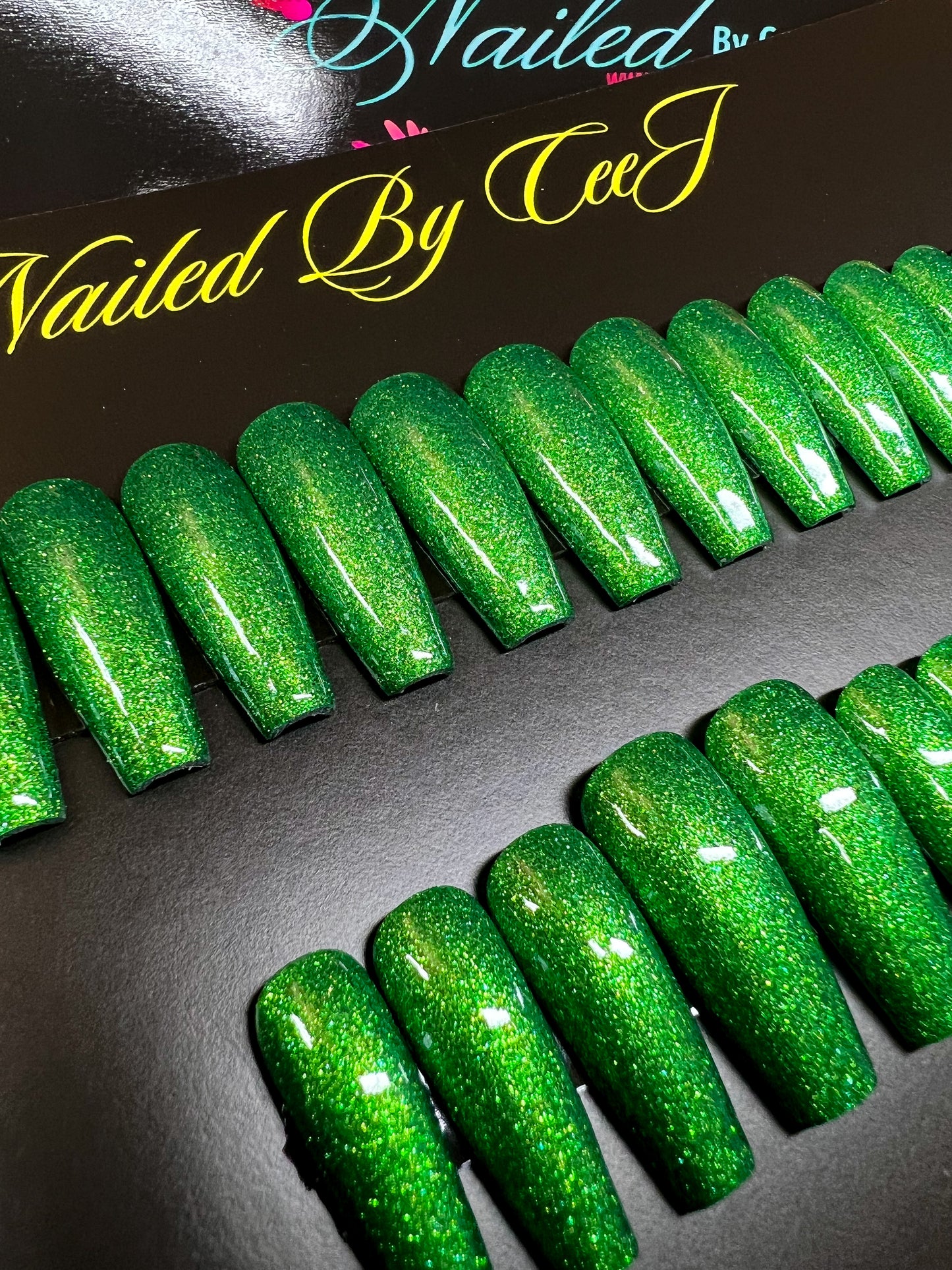 No. 58 | Green Glitter | Ready To Ship Press On Nails