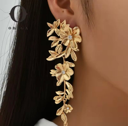 Flower Earrings - Gold