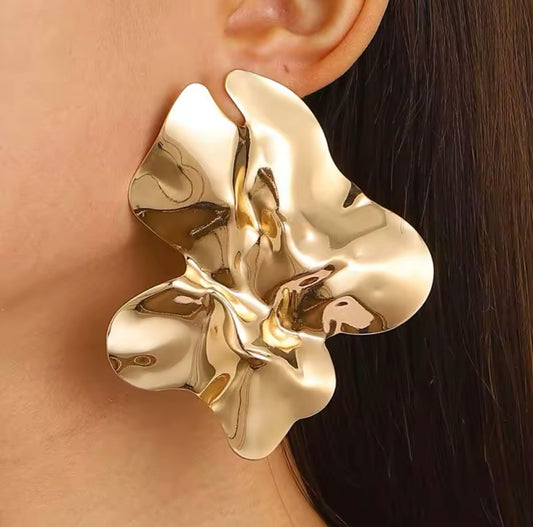 Pleated Flower Earrings - Gold